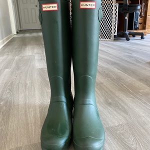 Hunter boots size 10